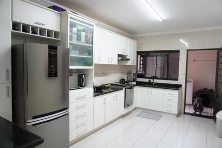 Casa para alugar com 215m², 3 quartos e 3 vagasCozinha