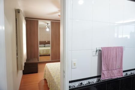 Banheiro 2 de casa para alugar com 3 quartos, 215m² em Parque Novo Mundo, Americana