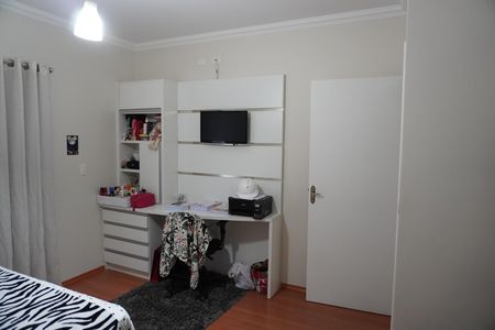 Casa para alugar com 215m², 3 quartos e 3 vagasQuarto 1