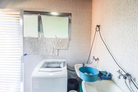 Área de Serviço de casa de condomínio à venda com 3 quartos, 293m² em Chácaras do Peroba, Barueri