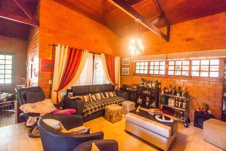 Casa de Condomínio à venda com 3 quartos, 293m² em Chácaras do Peroba, Barueri