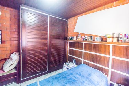 Casa de condomínio à venda com 293m², 3 quartos e 8 vagas Casa de condomínio à venda com 293m², 3 quartos e 8 vagasQuarto 2