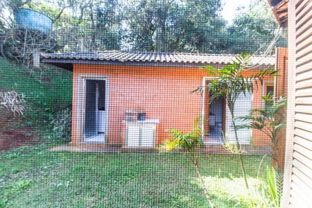 Casa de condomínio à venda com 293m², 3 quartos e 8 vagas Casa de condomínio à venda com 293m², 3 quartos e 8 vagasVista
