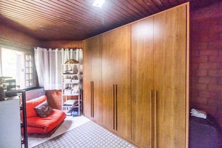 Casa de condomínio à venda com 293m², 3 quartos e 8 vagas Casa de condomínio à venda com 293m², 3 quartos e 8 vagasSuíte 1
