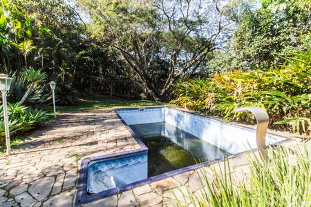 Casa de condomínio à venda com 293m², 3 quartos e 8 vagas Casa de condomínio à venda com 293m², 3 quartos e 8 vagasPiscina