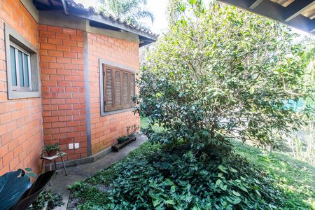 Casa de condomínio à venda com 293m², 3 quartos e 8 vagas Casa de condomínio à venda com 293m², 3 quartos e 8 vagasVista
