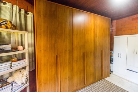 Casa de condomínio à venda com 293m², 3 quartos e 8 vagas Casa de condomínio à venda com 293m², 3 quartos e 8 vagasSuíte 1