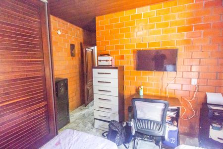 Casa de condomínio à venda com 293m², 3 quartos e 8 vagas Casa de condomínio à venda com 293m², 3 quartos e 8 vagasSuíte