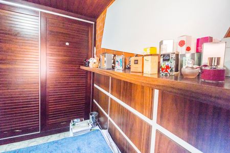 Casa de condomínio à venda com 293m², 3 quartos e 8 vagas Casa de condomínio à venda com 293m², 3 quartos e 8 vagasQuarto 2