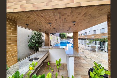 Apartamento para alugar com 30m², 1 quarto e 1 vaga Apartamento para alugar com 30m², 1 quarto e 1 vagaPiscina