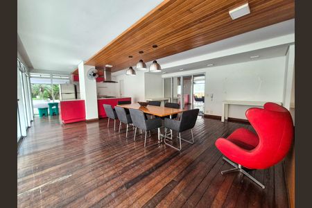 Apartamento para alugar com 30m², 1 quarto e 1 vaga Apartamento para alugar com 30m², 1 quarto e 1 vagaSalão de Festas