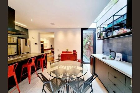 Casa à venda com 1 quarto, 160m² em Jardim Paulistano, São Paulo