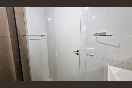 Apartamento para alugar com 65m², 3 quartos e 1 vaga Apartamento para alugar com 65m², 3 quartos e 1 vagaBanheiro