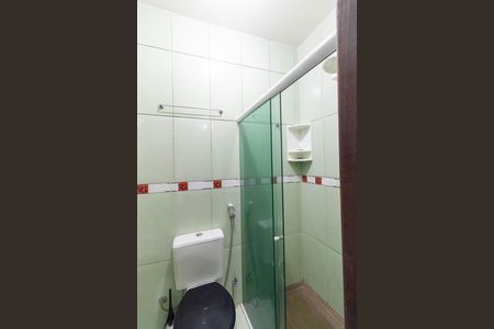 Banheiro de casa para alugar com 2 quartos, 65m² em Campo Grande, Rio de Janeiro