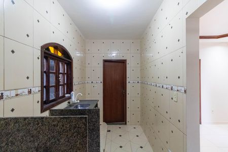 Casa para alugar com 65m², 2 quartos e sem vaga Casa para alugar com 65m², 2 quartos e sem vagaCozinha e Área de Serviço