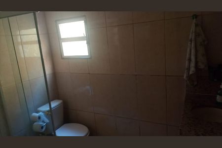 Casa para alugar com 100m², 3 quartos e sem vaga Casa para alugar com 100m², 3 quartos e sem vagaBanheiro 1
