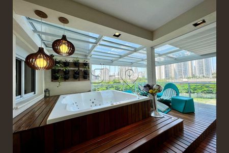 Apartamento à venda com 242m², 3 quartos e 3 vagas