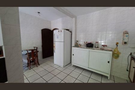 Casa à venda com 3 quartos, 200m² em Maria Paula, Niterói