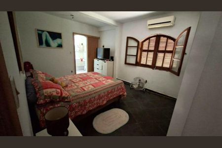 Casa à venda com 200m², 3 quartos e 10 vagas
