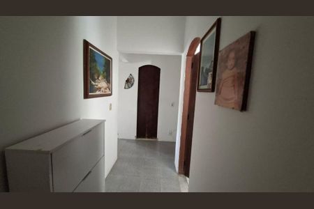 Casa à venda com 3 quartos, 200m² em Maria Paula, Niterói