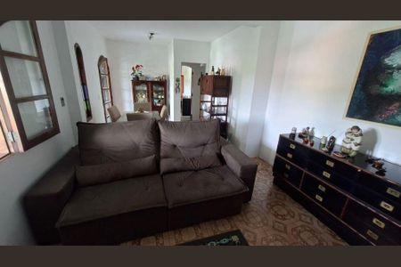 Casa à venda com 200m², 3 quartos e 10 vagas