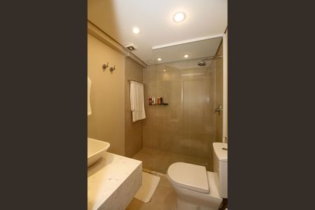 Apartamento à venda com 102m², 2 quartos e 1 vaga Apartamento à venda com 102m², 2 quartos e 1 vagaBanheiro Social