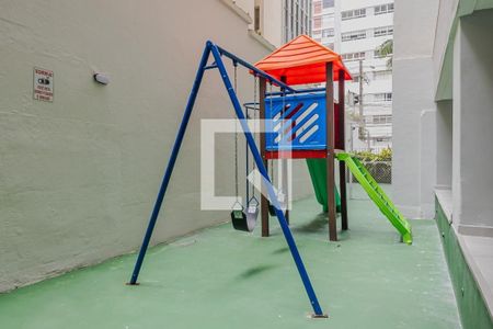 Apartamento à venda com 102m², 2 quartos e 1 vaga Apartamento à venda com 102m², 2 quartos e 1 vagaÁrea Comum - Playground