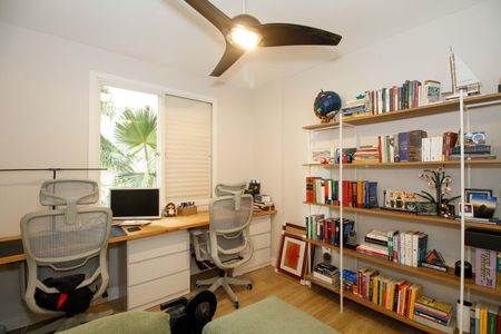 Apartamento à venda com 102m², 2 quartos e 1 vaga Apartamento à venda com 102m², 2 quartos e 1 vagaQuarto