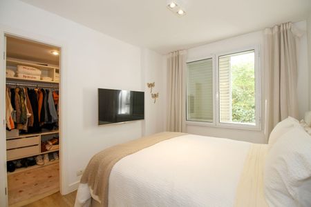 Apartamento à venda com 102m², 2 quartos e 1 vaga Apartamento à venda com 102m², 2 quartos e 1 vagaSuíte