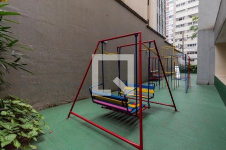 Apartamento à venda com 102m², 2 quartos e 1 vaga Apartamento à venda com 102m², 2 quartos e 1 vagaÁrea Comum - Playground