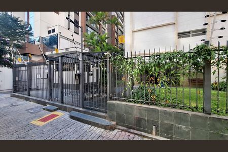 Apartamento à venda com 102m², 2 quartos e 1 vaga Apartamento à venda com 102m², 2 quartos e 1 vagaFachada do Prédio