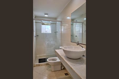 Casa para alugar com 110m², 2 quartos e 1 vaga Casa para alugar com 110m², 2 quartos e 1 vagaBanheiro Social