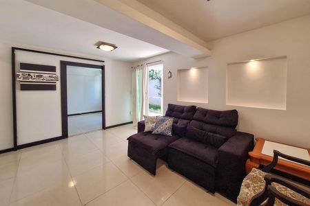 Casa para alugar com 110m², 2 quartos e 1 vaga Casa para alugar com 110m², 2 quartos e 1 vagaSala 1