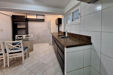 Casa para alugar com 110m², 2 quartos e 1 vaga Casa para alugar com 110m², 2 quartos e 1 vagaCozinha