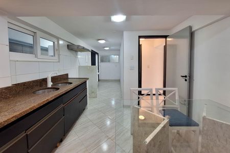 Cozinha de casa para alugar com 2 quartos, 110m² em Maravista, Niterói