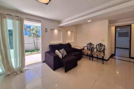 Casa para alugar com 2 quartos, 110m² em Maravista, Niterói