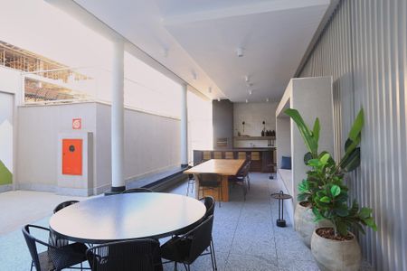 Apartamento para alugar com 77m², 2 quartos e 2 vagasÁrea comum - Churrasqueira