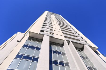 Apartamento para alugar com 77m², 2 quartos e 2 vagasFachada