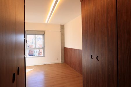 Apartamento para alugar com 77m², 2 quartos e 2 vagasSuíte