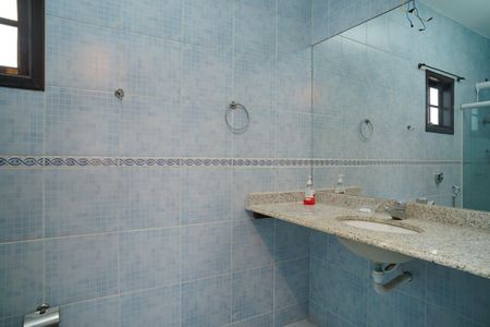 Casa para alugar com 300m², 4 quartos e 4 vagas Casa para alugar com 300m², 4 quartos e 4 vagasQuarto 3