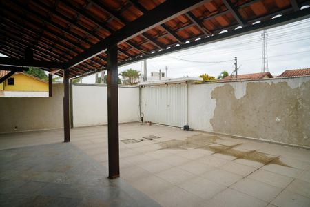 Casa para alugar com 300m², 4 quartos e 4 vagas Casa para alugar com 300m², 4 quartos e 4 vagasÁrea externa
