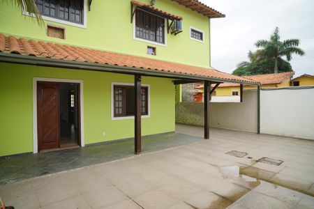 Casa para alugar com 300m², 4 quartos e 4 vagas Casa para alugar com 300m², 4 quartos e 4 vagasÁrea externa