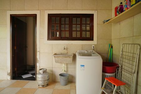 Casa para alugar com 300m², 4 quartos e 4 vagas Casa para alugar com 300m², 4 quartos e 4 vagasÁrea de Serviço