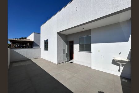 Casa de condomínio à venda com 73m², 2 quartos e 1 vaga
