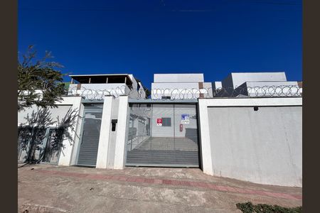 Casa de condomínio à venda com 73m², 2 quartos e 1 vaga