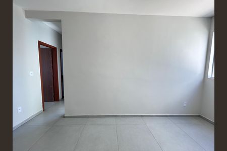 Casa de condomínio à venda com 73m², 2 quartos e 1 vaga