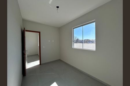 Casa de Condomínio à venda com 2 quartos, 73m² em Parque Xangri-lá, Contagem