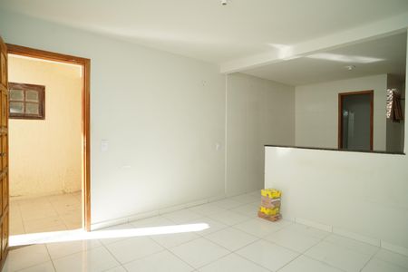 Casa para alugar com 50m², 1 quarto e 1 vagaSala