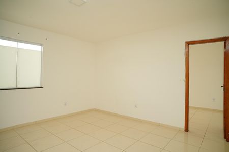 Sala de casa para alugar com 1 quarto, 45m² em Jardim Atlântico Leste, Maricá