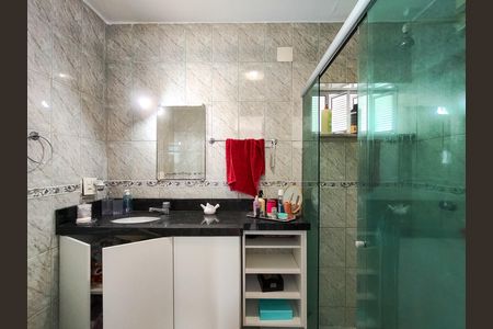 Apartamento à venda com 135m², 2 quartos e 2 vagasBanheiro da Suíte